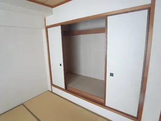 ベルレーブ本山【2階】の内装