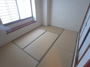 ベルレーブ本山【2階】の寝室