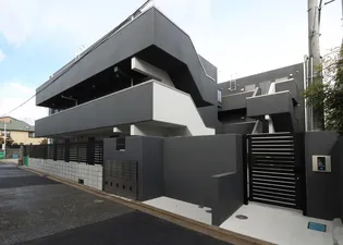 ルストーレ西宮北口 1号館【1階】の外観