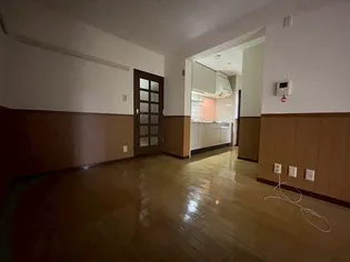 ガーネット森北町【1階】の居間