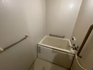 ガーネット森北町【1階】の風呂