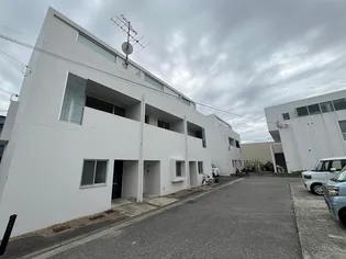 クレスト甲東園A棟【1階】の外観