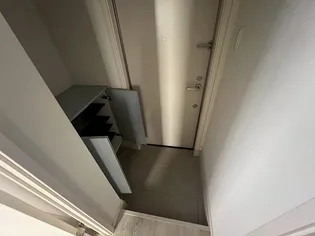 pista赤坂通【1階】の玄関