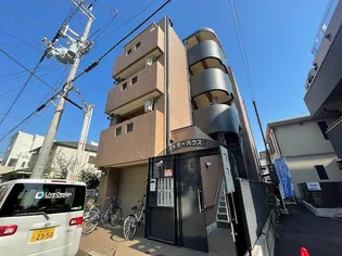 ラガーハウス【4階】の外観