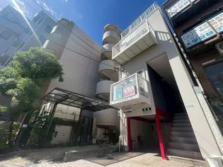 ファミール壱番館【2階】の外観