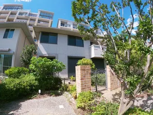 兵庫県西宮市西宮浜4丁目【一戸建】の外観