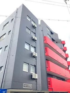 シロハイヌ門戸【1階】の外観