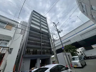 ファーストフィオーレ東灘【7階】の外観