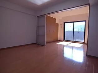 リーガル神戸三宮山手【4階】の寝室