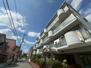 コスモライフ武庫【3階】の外観