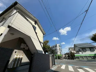 カーサポンテアルト【1階】の外観