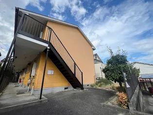 ビビエンダ甲東【1階】の外観