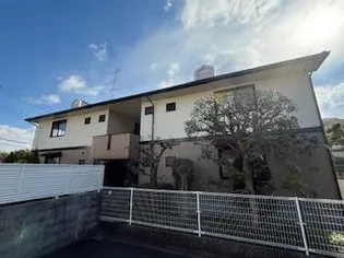 モンマルトル【1階】の外観