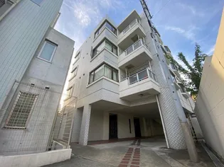 メゾンオリエンタル【3階】の外観