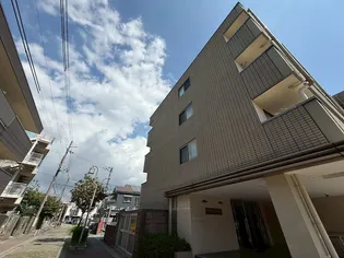 ウィズプレジール若王寺【3階】の外観