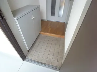 ダイコーパレス【3階】の玄関