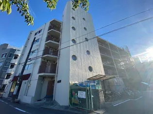 シャトル ヨネ【3階】の外観