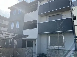 WEST GARDEN COURTⅠの画像