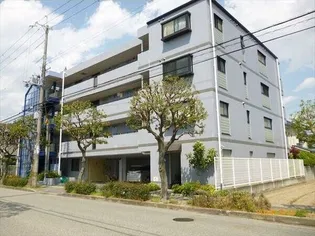 ラヴィール若宮【4階】の外観