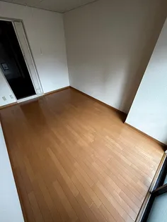 リヴァージュ須磨【2階】の居間