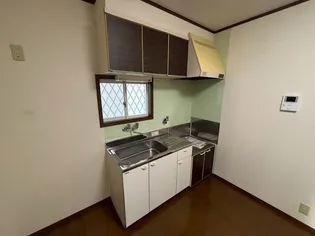 藤ハイツ【1階】の居間