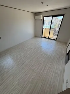 パルティール【1階】の居間