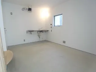W&R APARTMENT01【1階】の居間