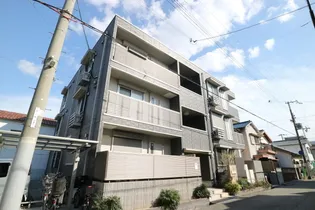 エスタ ビエンの画像