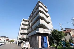 コン・タント・アモーレ【5階】の外観