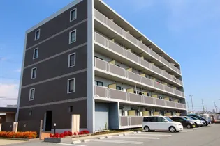 グラン・アビタシオン【4階】の外観