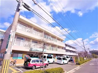 イーストヒルズ【2階】の外観