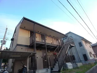 ブリュンヒルト【2階】の外観