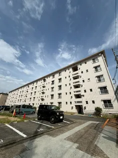 神陵台厚生年金住宅5号棟【3階】の外観