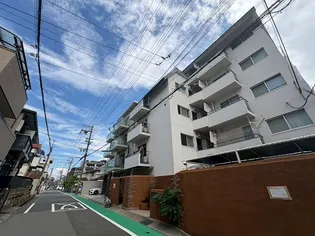 六甲アビタシオン【4階】の外観