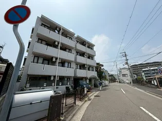 ジョイフル北武庫之荘【3階】の外観