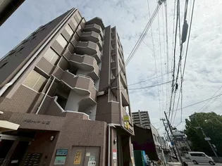 ドミトリー神田【6階】の外観