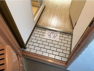 都ハウス【4階】の玄関