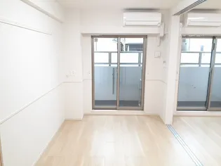 グラシス池尻【1階】の寝室