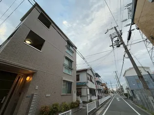 メゾン トレビナの画像