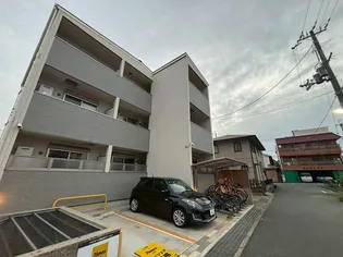 クリエオーレ猪名寺【1階】の外観