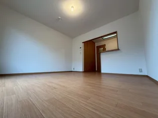 パークサイド・マ・メゾン【1階】の居間