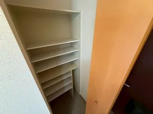 パークサイド・マ・メゾン【1階】の玄関