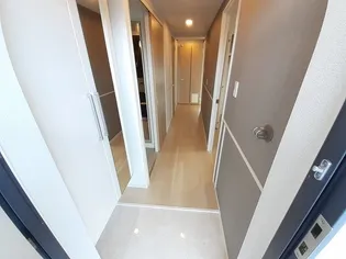 グラシス池尻【5階】の玄関