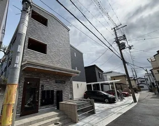 LAーCREA次屋の画像