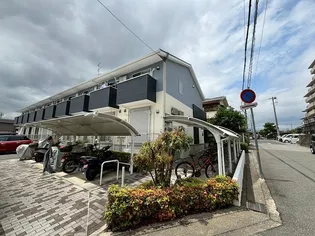 ドミール エモアの画像