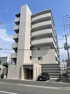 クレア ド ルーン伊丹の画像