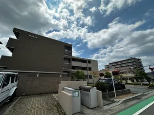 RANA COURTの画像