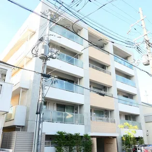 ラフィーネ平松の画像