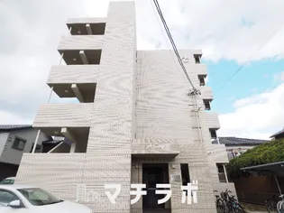 A・City秩父通【5階】の外観