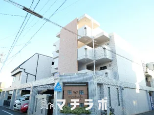 アンナマリー【1階】の外観